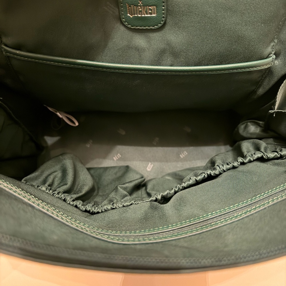 BEIS x Wicked Backpack - Picture 7 of 8